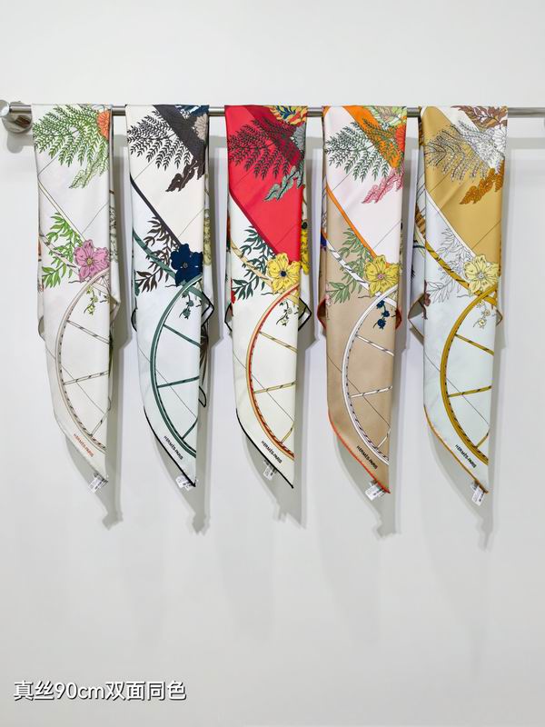 Hermes silk scarf 90X90cm E080415